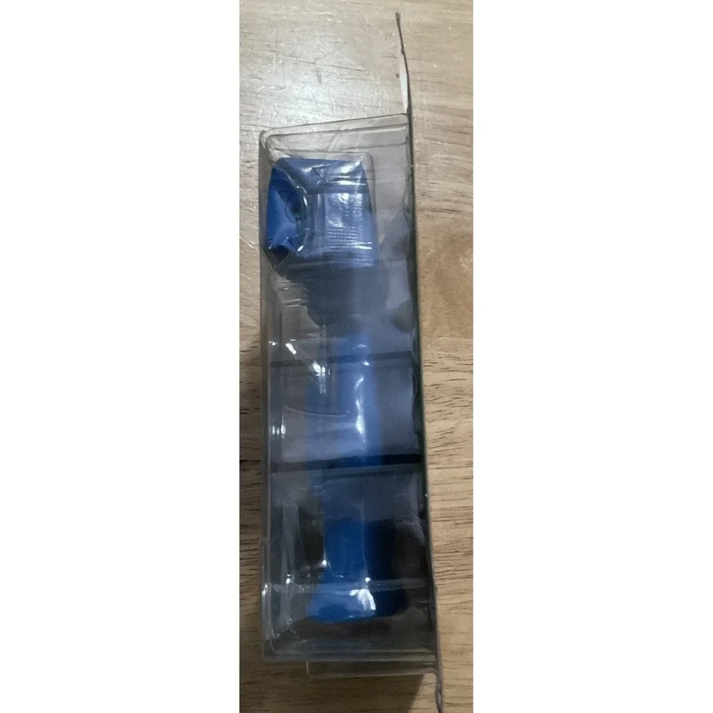 Rainbow Friends Series 1 Figure Blue With Mystery Accessory, Metallic Crown, NIP